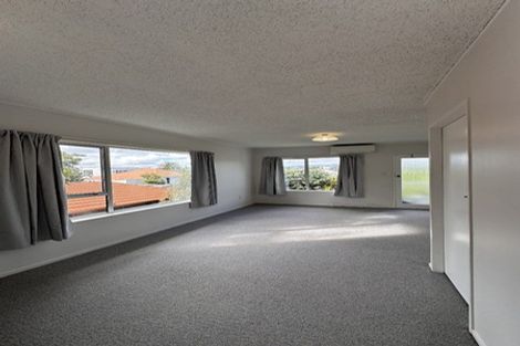 Photo of property in 8/69 Freyberg Street, Lyall Bay, Wellington, 6022