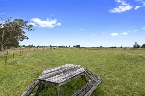 Photo of property in 57 Ladys Mile, Eltham, 4322