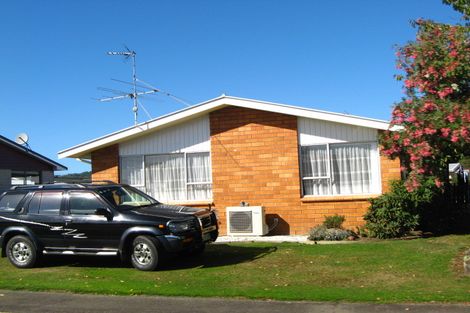 Photo of property in 8b Rowan Place, Mosgiel, 9024
