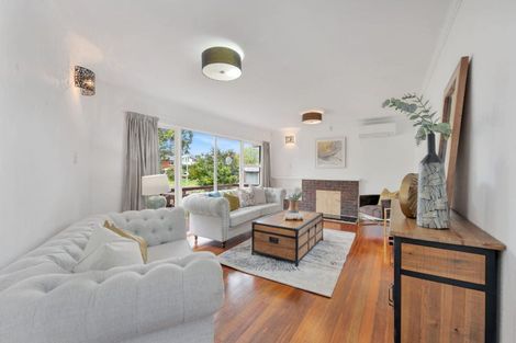Photo of property in 16 Blue Gum Rise, Sunnyhills, Auckland, 2010