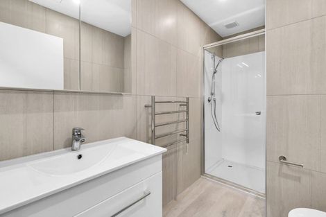 Photo of property in 102/36b Greenslade Crescent, Northcote, Auckland, 0627