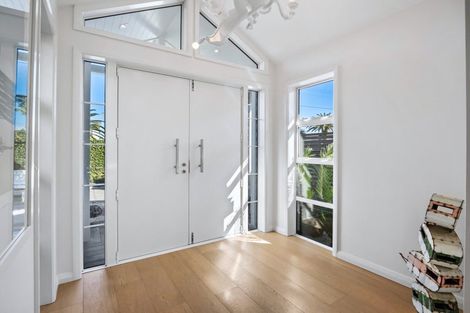 Photo of property in 35e Oceanbeach Road, Mount Maunganui, 3116