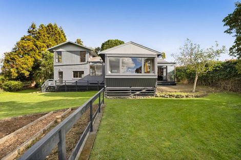 Photo of property in 1939 South Road, Pitone, New Plymouth, 4374