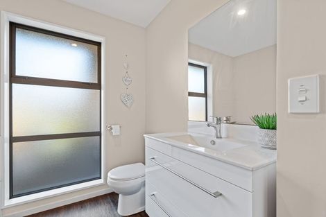 Photo of property in 6 Fernham Way, Rolleston, 7615