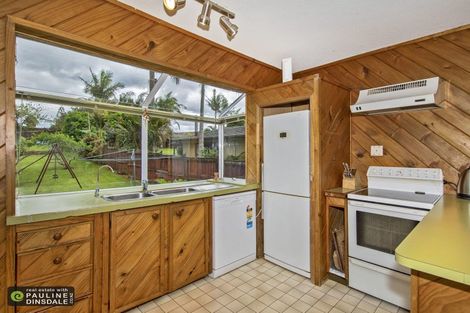 Photo of property in 16 Ranfurly Place, Te Kamo, Whangarei, 0112