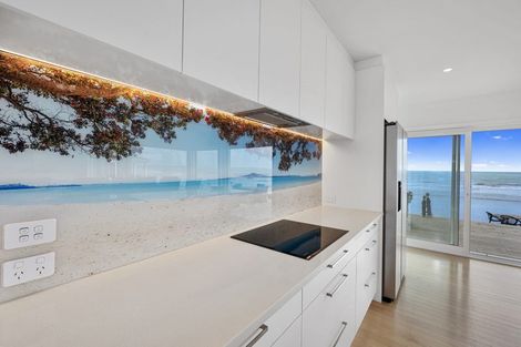 Photo of property in 305 Hibiscus Coast Highway, Orewa, 0931