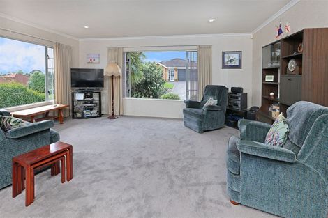 Photo of property in 5 Somerton Rise, Henderson, Auckland, 0612
