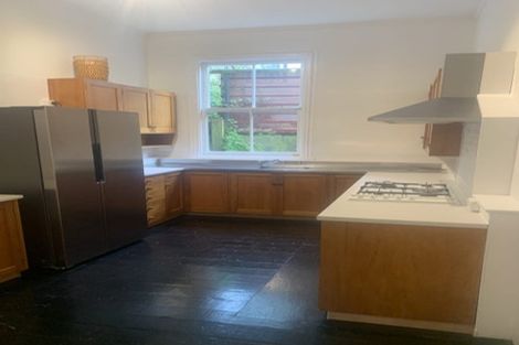 Photo of property in 39 Hankey Street, Mount Cook, Wellington, 6021