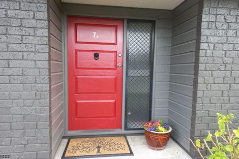 Photo of property in 7 Kathleen Place, Rainbow Point, Taupo, 3330
