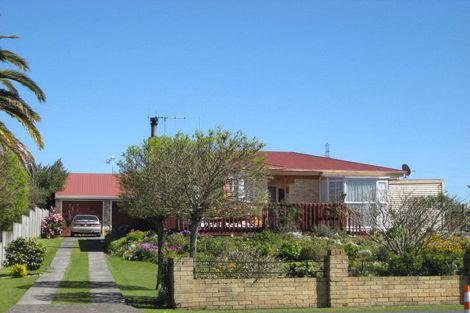 Photo of property in 52 Riverview Road, Huntly, 3700