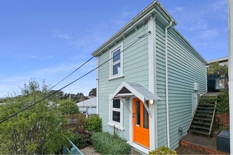 Photo of property in 24 Mount Pleasant Road, Aro Valley, Wellington, 6012