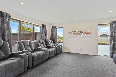 Photo of property in 52 Newman Road, Rolleston, 7614