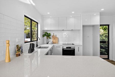 Photo of property in 14/16 Mahara Avenue, Birkenhead, Auckland, 0626