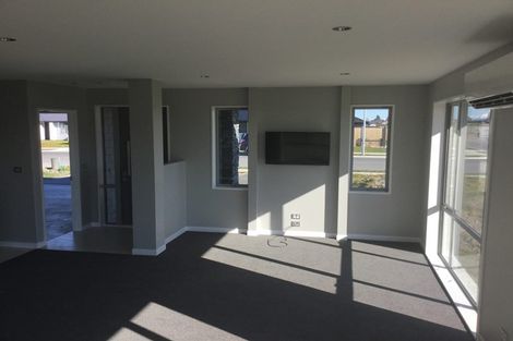 Photo of property in 8 Goodwin Street, Rangiora, 7400