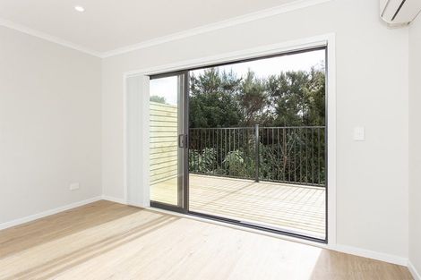 Photo of property in 2/125b Metcalfe Road, Ranui, Auckland, 0612