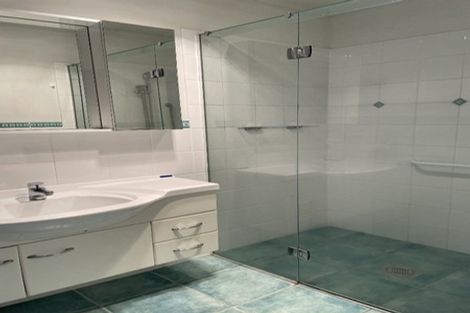 Photo of property in 9 Wilbur Place, Pakuranga Heights, Auckland, 2010