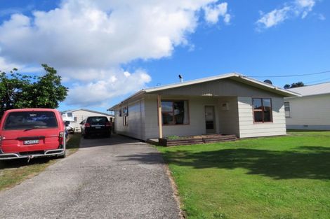 Photo of property in 132 Derby Street, Westport, 7825