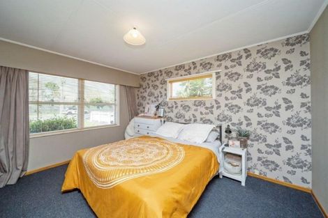 Photo of property in 25 Hunter Street, Hawera, 4610