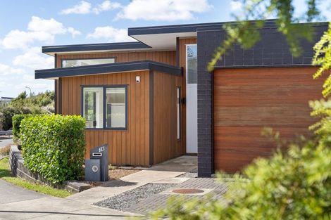 Photo of property in 36 Matahae Drive, Flat Bush, Auckland, 2019