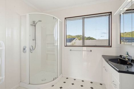 Photo of property in 296 Waikawa Road, Waikawa, Picton, 7220