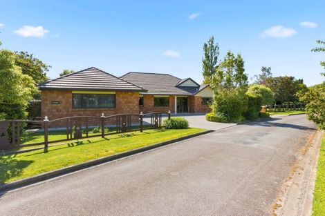 Photo of property in 3 Westpeak Way, Otaki, 5512