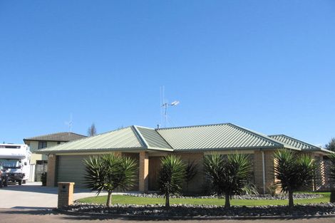 Photo of property in 5 Stanfield Court, Rototuna, Hamilton, 3210