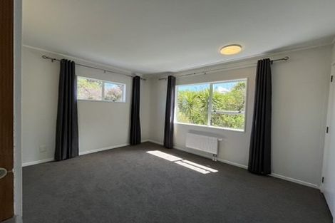 Photo of property in 25 Geoffrey Road, Torbay, Auckland, 0630