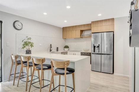 Photo of property in 8 Opoia Road, Hamilton East, Hamilton, 3216