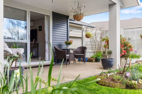 Photo of property in 39 Bridgewater Way, Pyes Pa, Tauranga, 3112