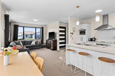 Photo of property in 21 Drake Crescent, Awatoto, Napier, 4110