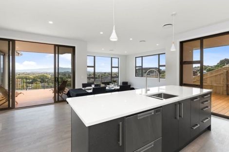 Photo of property in 99 Kakariki Grove, Waikanae, 5036