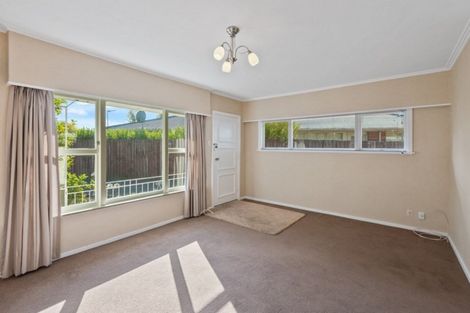 Photo of property in 7 Kipax Place, Riccarton, Christchurch, 8011