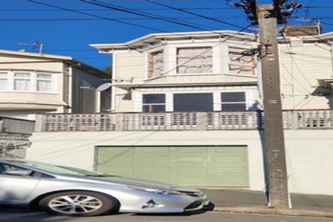 Photo of property in 31 Austin Street, Mount Victoria, Wellington, 6011