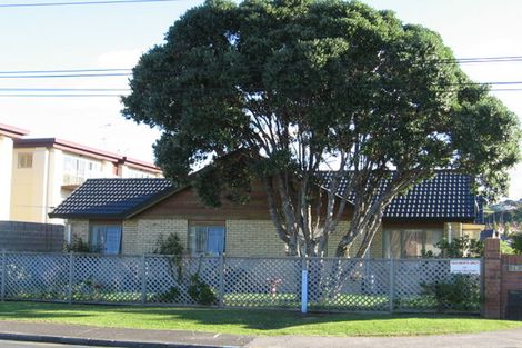 Photo of property in 11/262 Centreway Road, Orewa, 0931