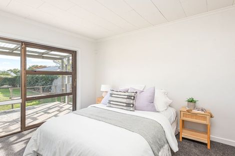 Photo of property in 329 Wainoni Road, Avondale, Christchurch, 8061