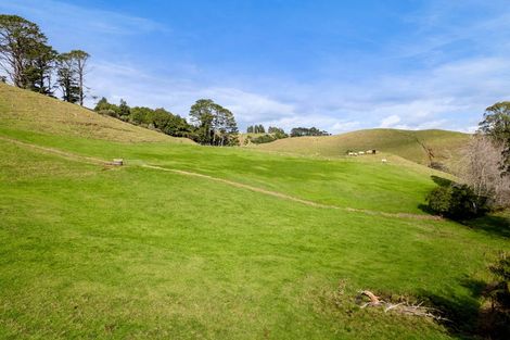 Photo of property in 402 Hursthouse Road, Tarurutangi, Inglewood, 4389