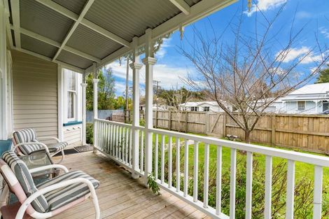 Photo of property in 10 Franklin Road, Paparoa, 0571