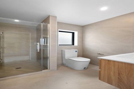 Photo of property in 50 Sandgate Avenue, Botany Downs, Auckland, 2010