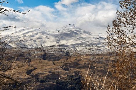 Photo of property in 35 Mountain View Road, Dalefield, Queenstown, 9371