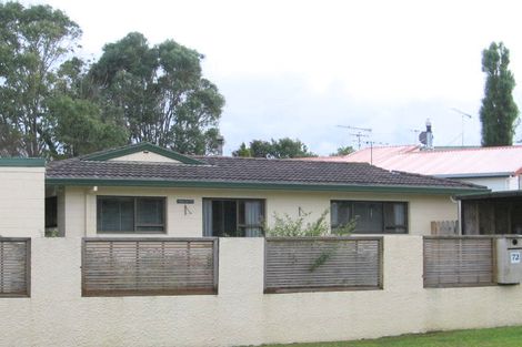 Photo of property in 72 Rosario Crescent, Red Beach, 0932