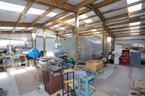 Photo of property in 6 George Street, Ohingaiti, Hunterville, 4785