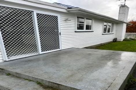 Photo of property in 3 Robertson Street, Elderslea, Upper Hutt, 5018