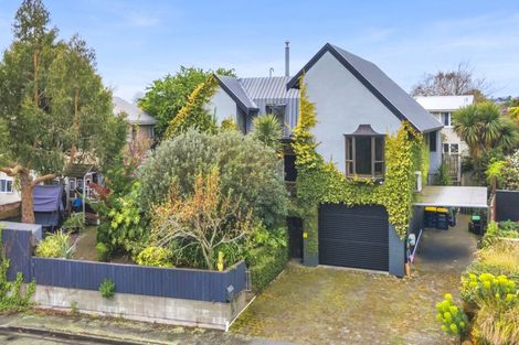 Photo of property in 68 Palatine Terrace, Saint Martins, Christchurch, 8022