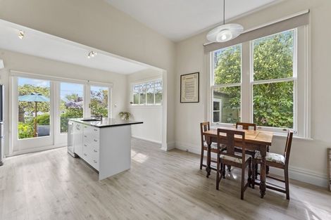 Photo of property in 12 Aylmer Street, Somerfield, Christchurch, 8024