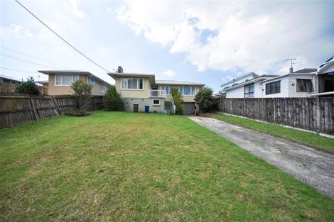 Photo of property in 183 Rathgar Road, Henderson, Auckland, 0610