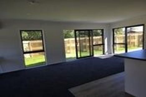 Photo of property in 19 Rotoiti Place, Paraparaumu, 5032
