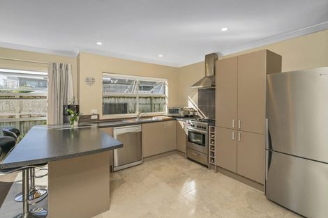 Photo of property in 8 Dotterel Place, Whitianga, 3510