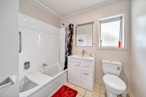 Photo of property in 44a Waihi Road, Hawera, 4610