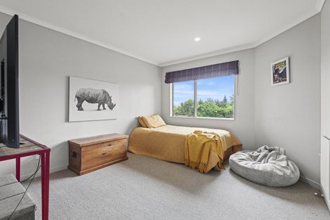 Photo of property in 76 Polson Hill Drive, Aokautere, Palmerston North, 4471