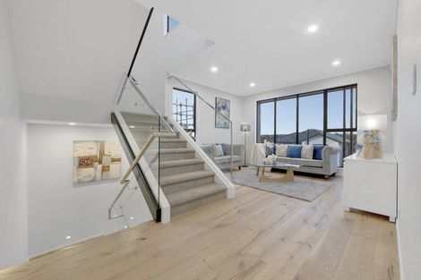 Photo of property in 14 Alluvial Street, Flat Bush, 2019